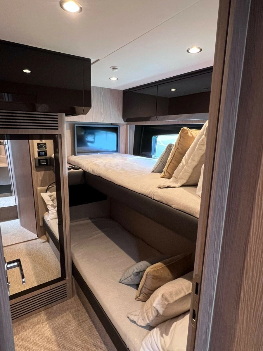 2025 Azimut Atlantis 51