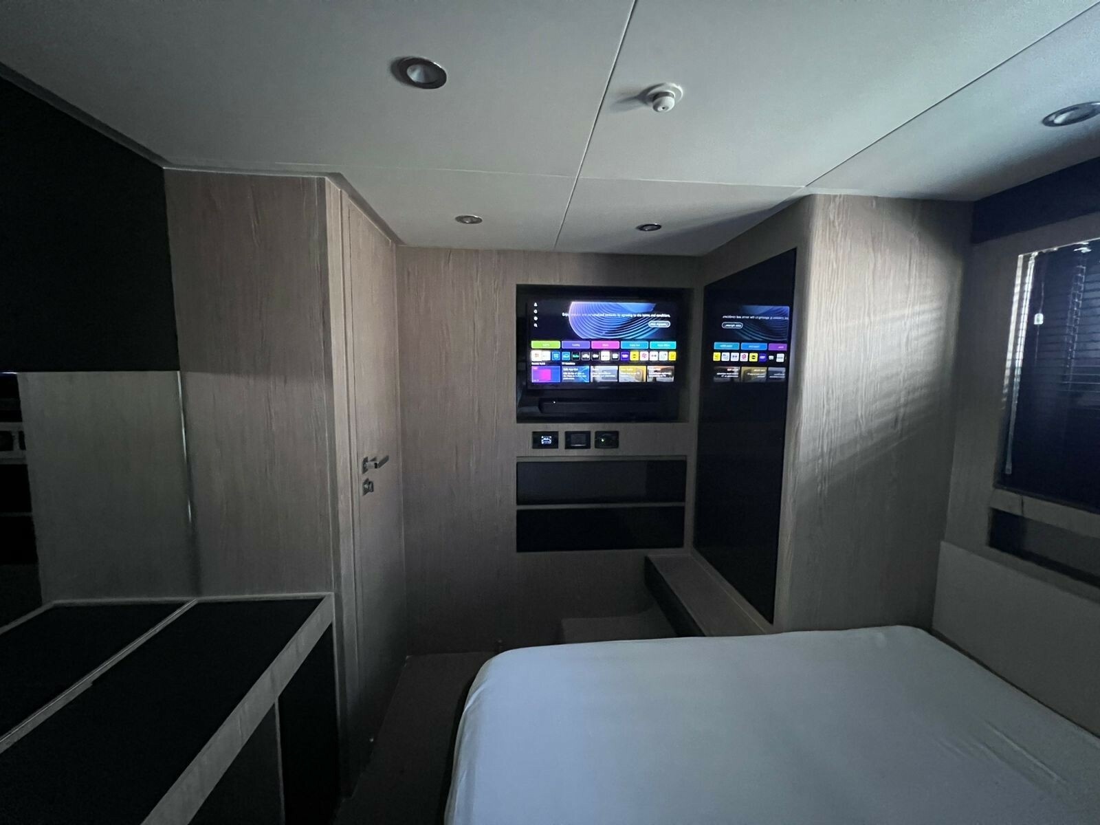 2025 Azimut Atlantis 51