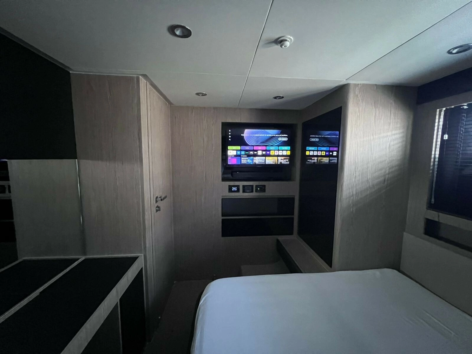 2025 Azimut Atlantis 51