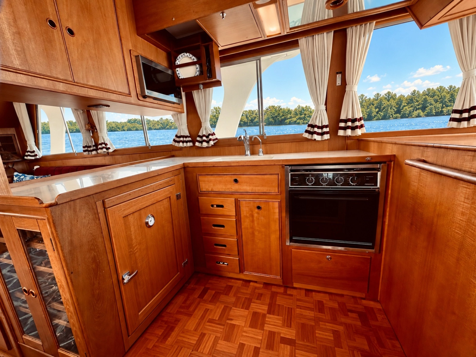 1998 Grand Banks Europa