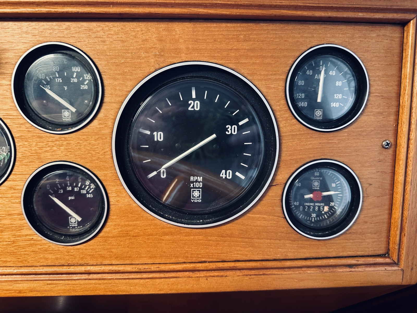 1998 Grand Banks Europa