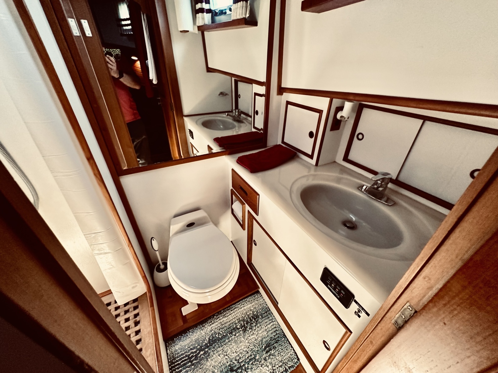 1998 Grand Banks Europa