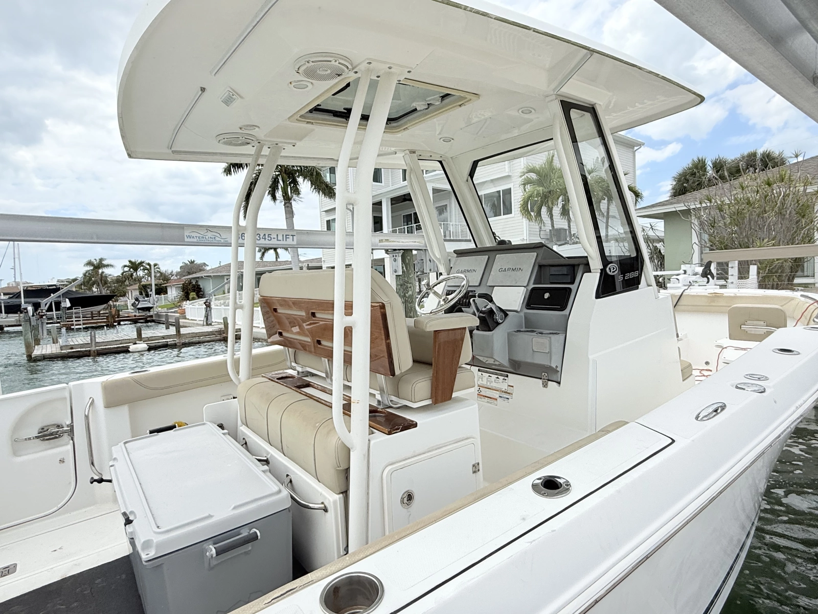 2019 Pursuit S 288 Sport