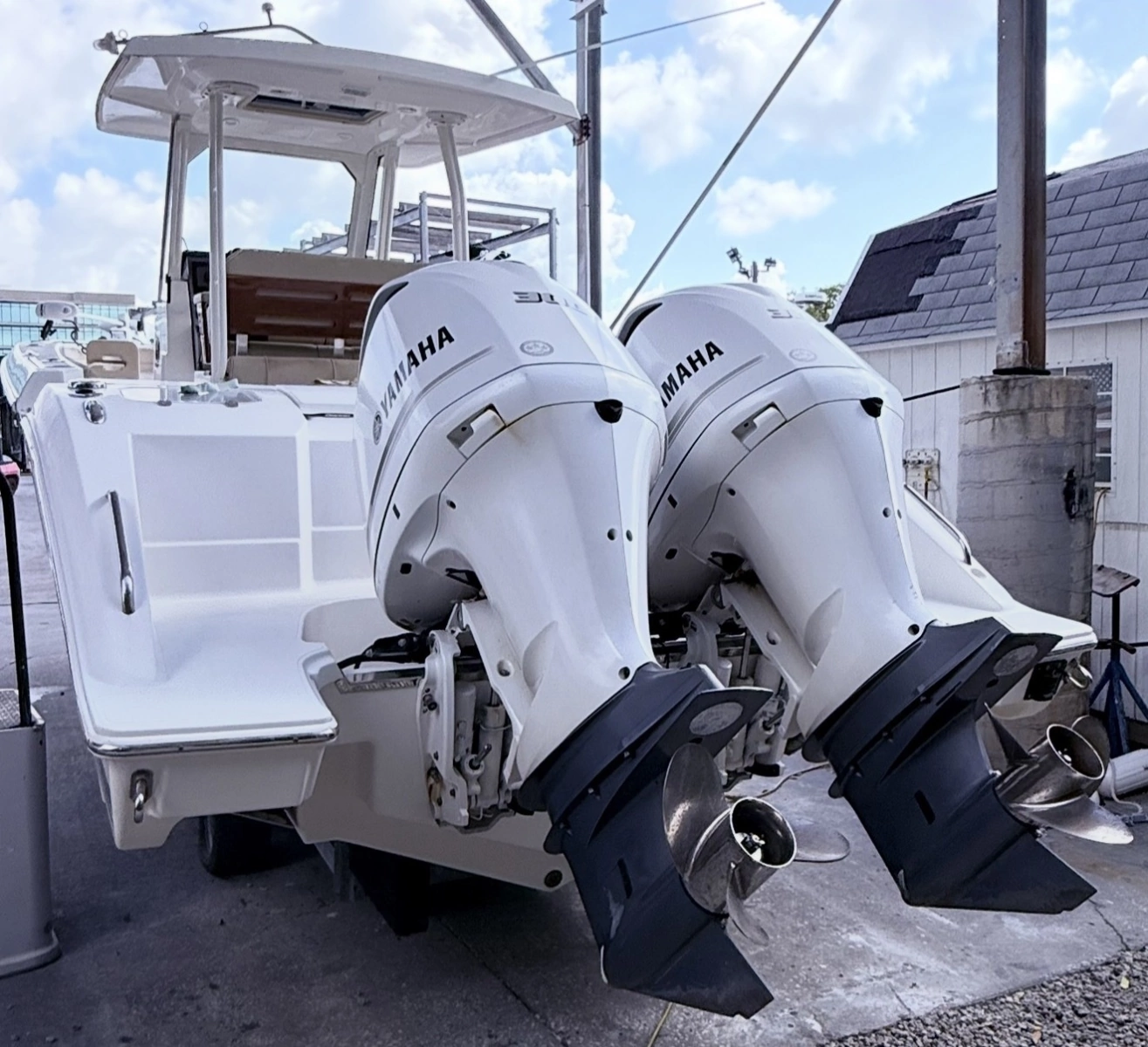 2019 Pursuit S 288 Sport