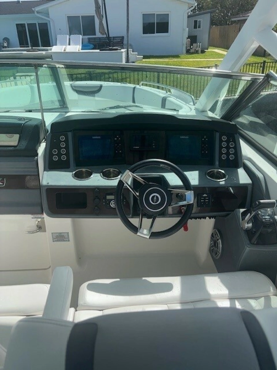 2021 Chaparral 28 OSX