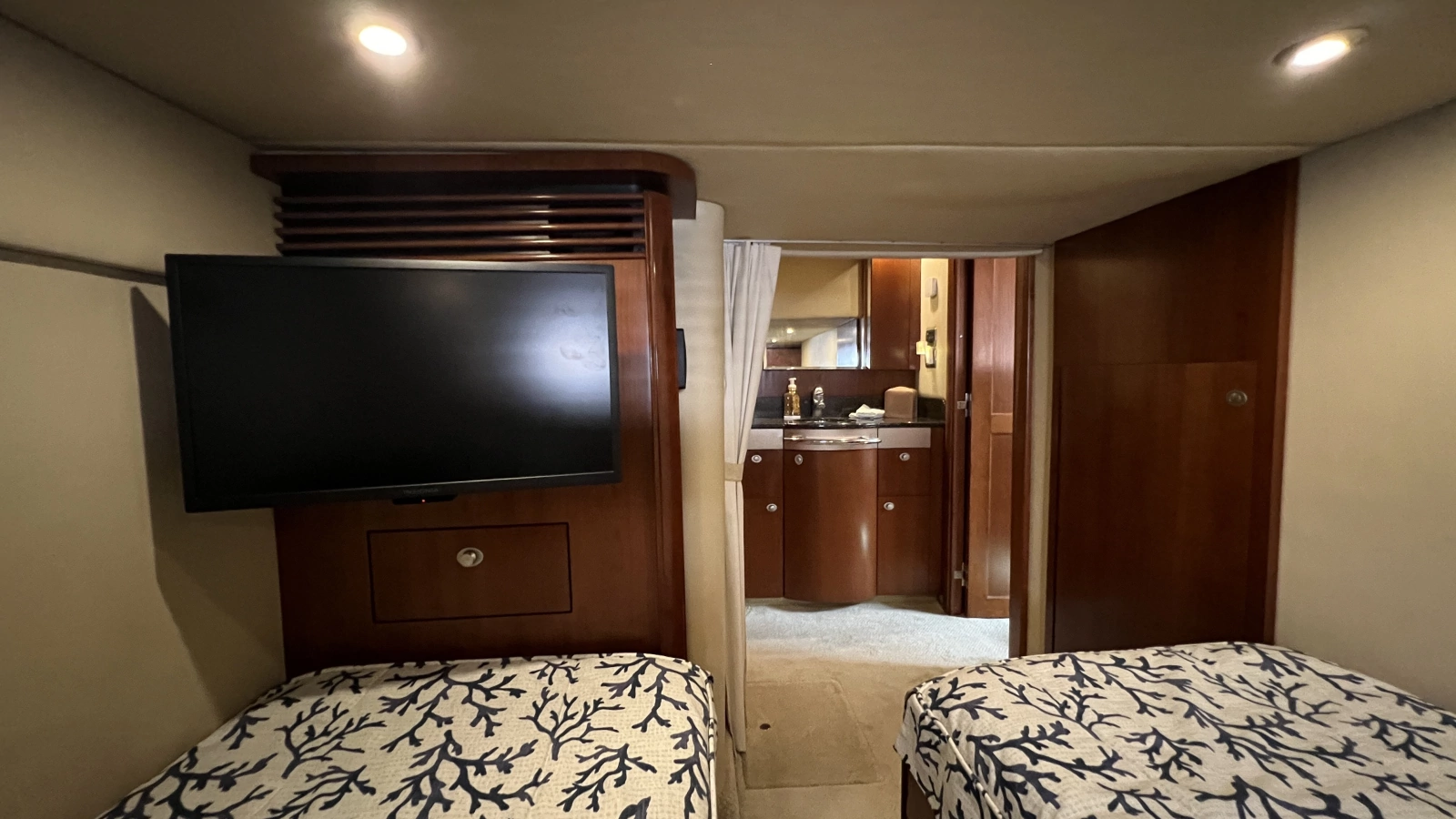 2006 Sea Ray 48 Sundancer