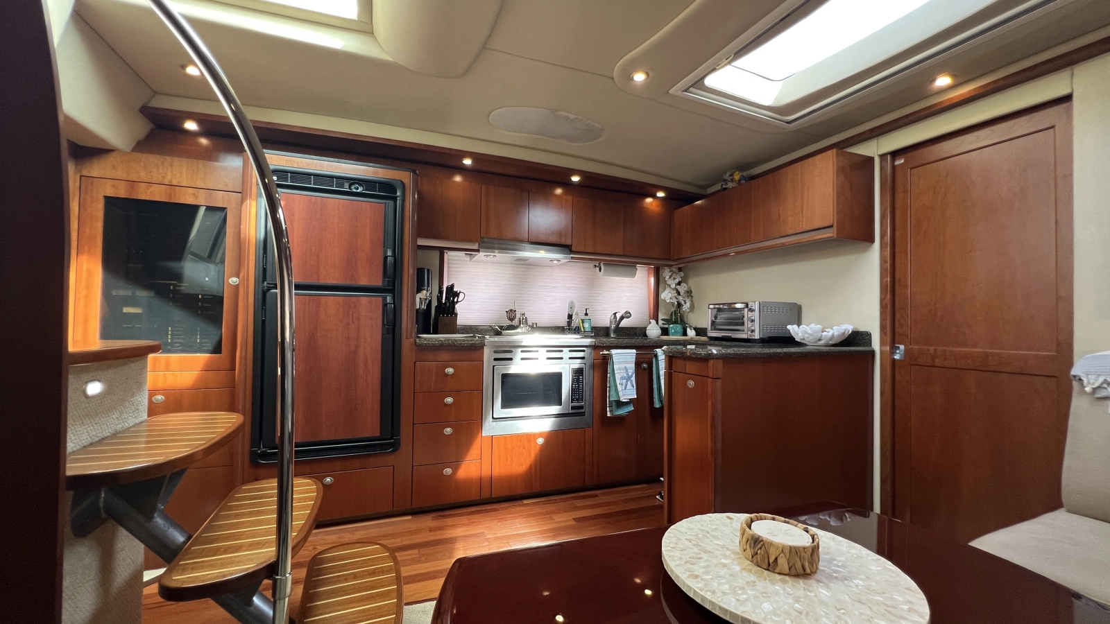 2006 Sea Ray 48 Sundancer