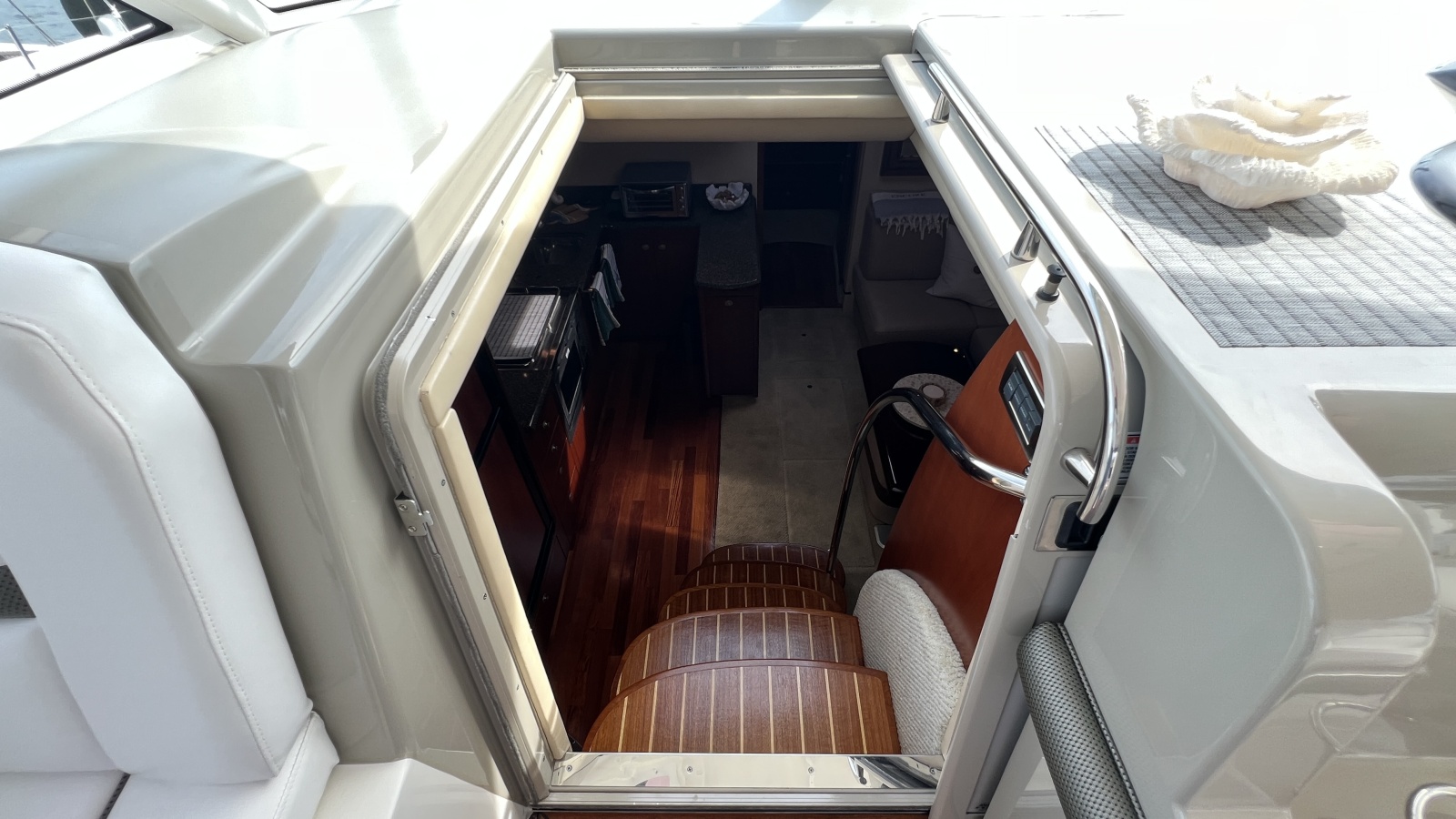 2006 Sea Ray 48 Sundancer