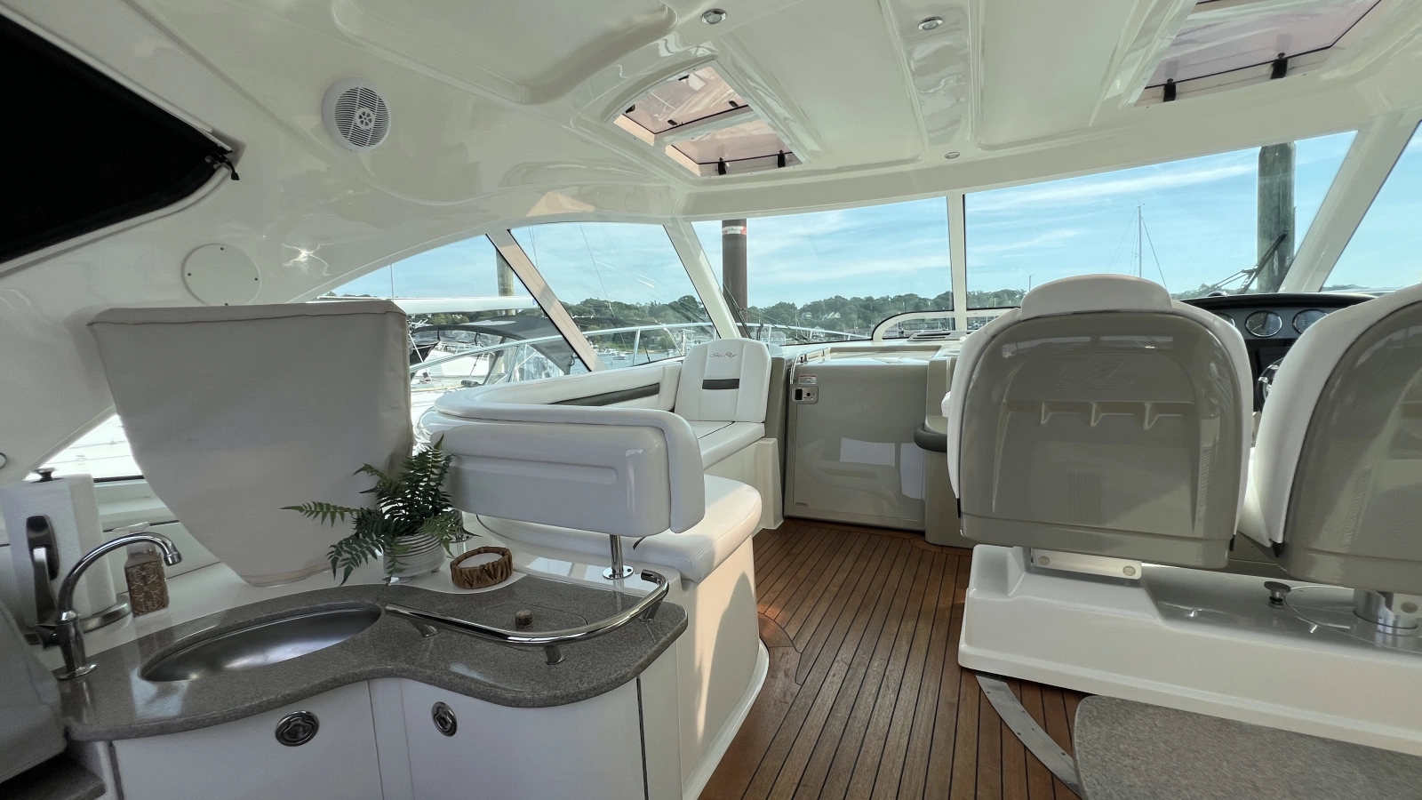2006 Sea Ray 48 Sundancer