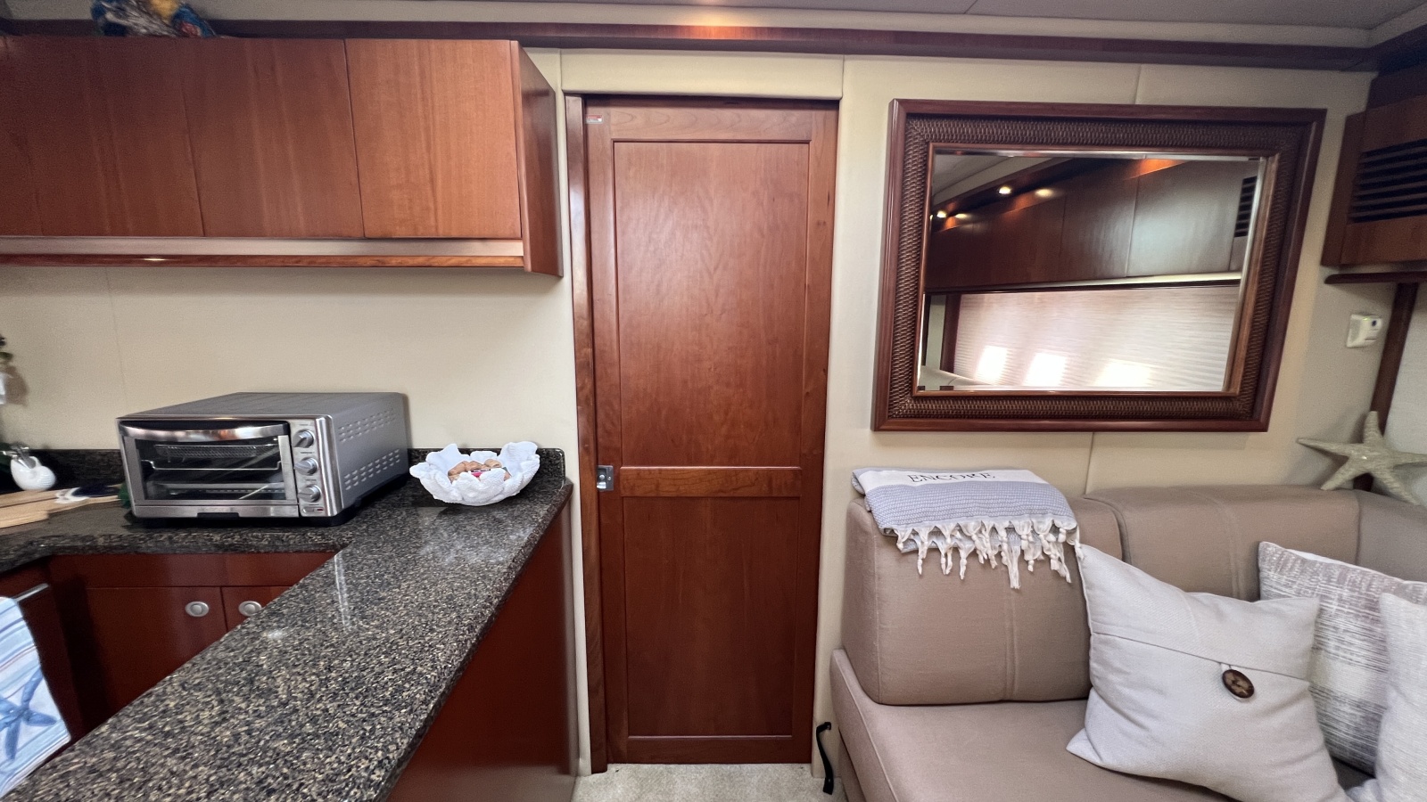 2006 Sea Ray 48 Sundancer