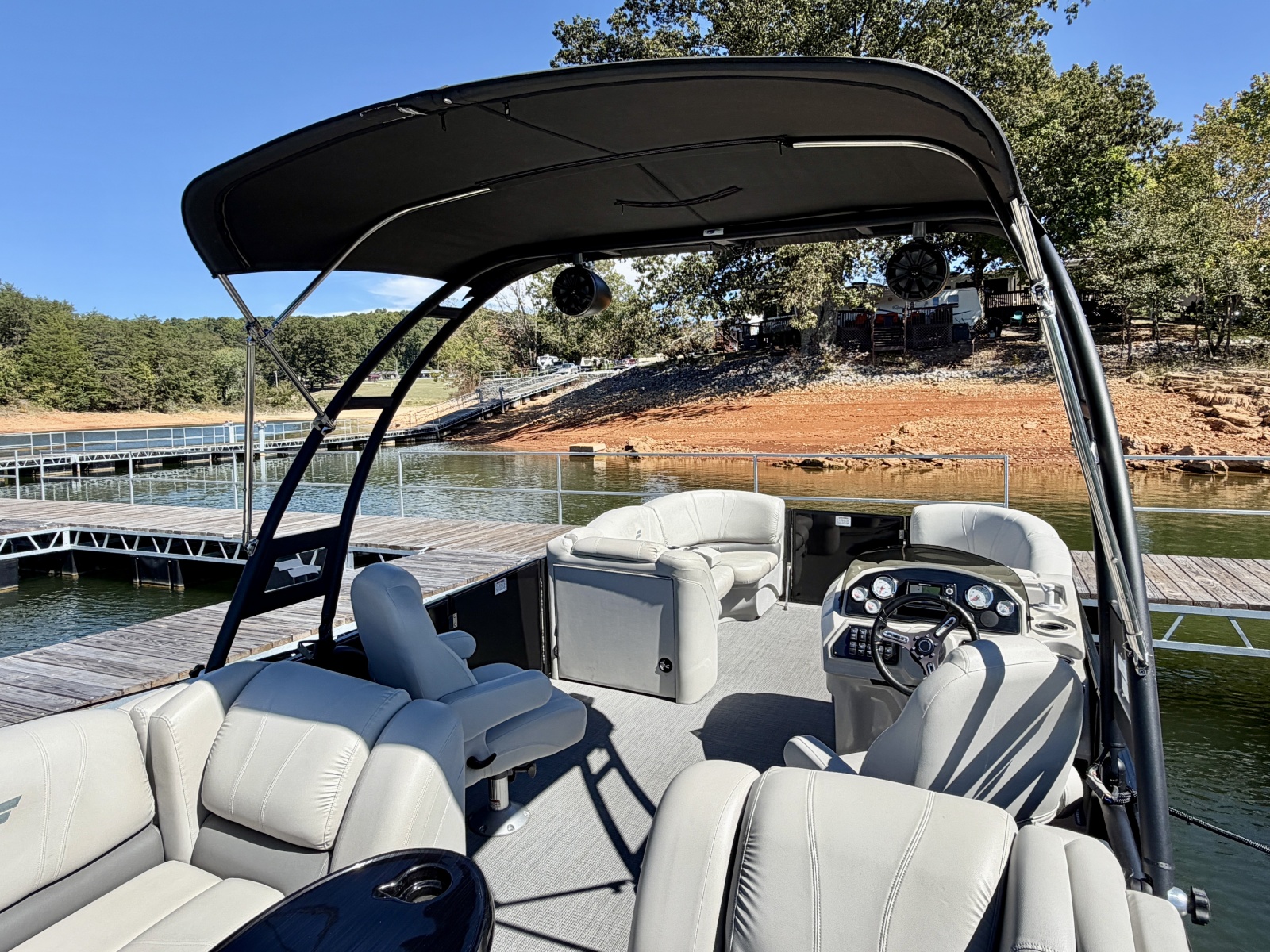 2018 Starcraft SLS 3 Tritoon