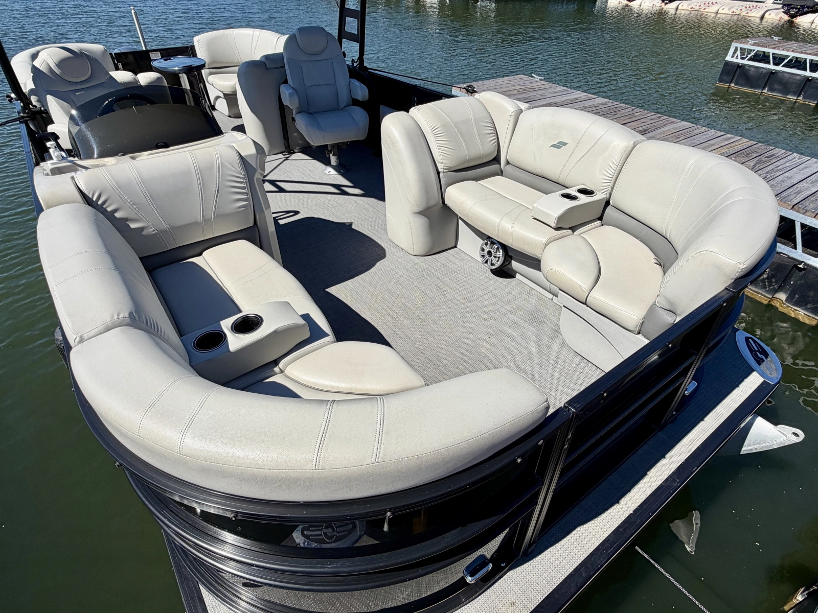 2018 Starcraft SLS 3 Tritoon