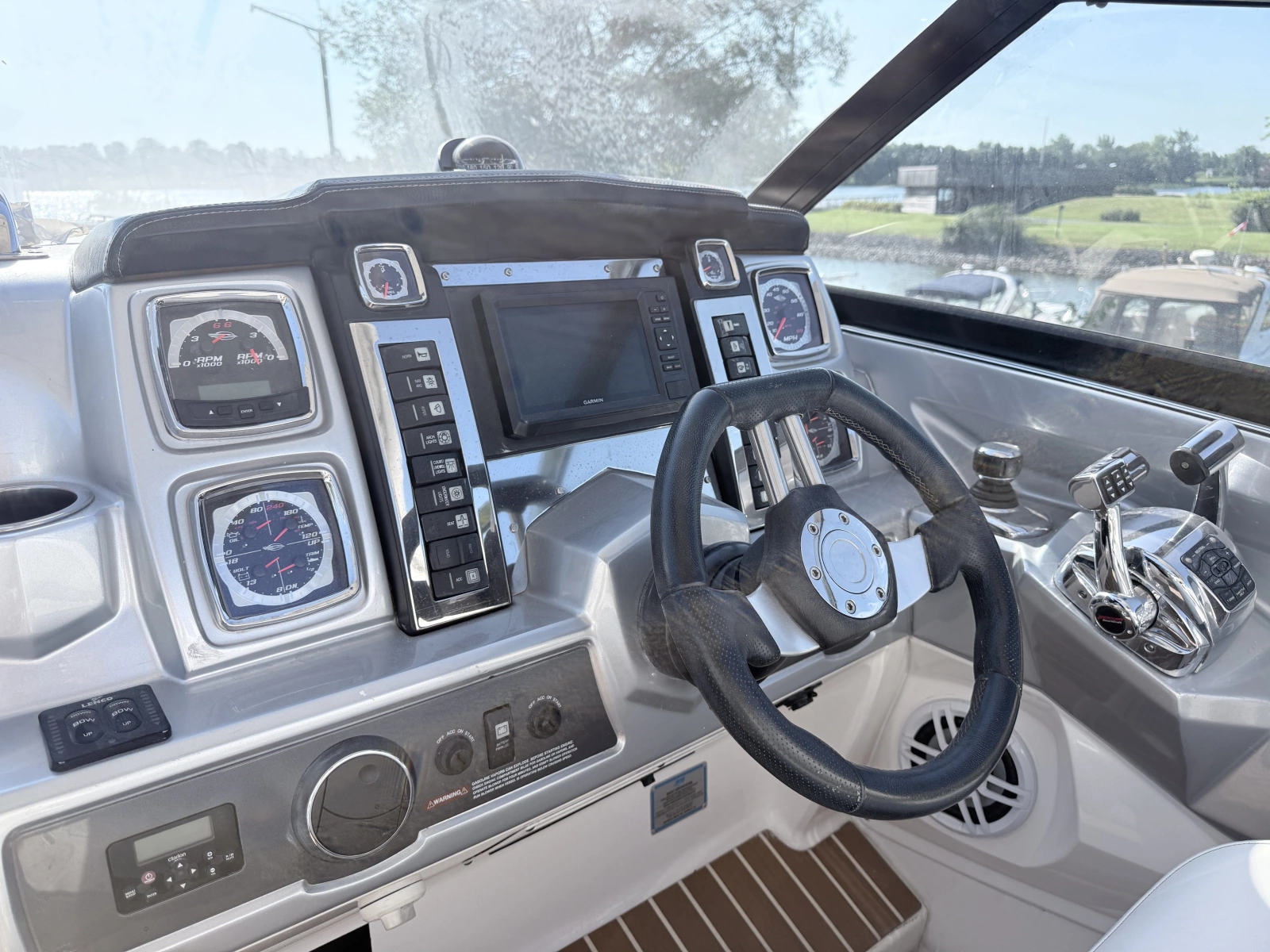 2012 Chaparral 327 SSX