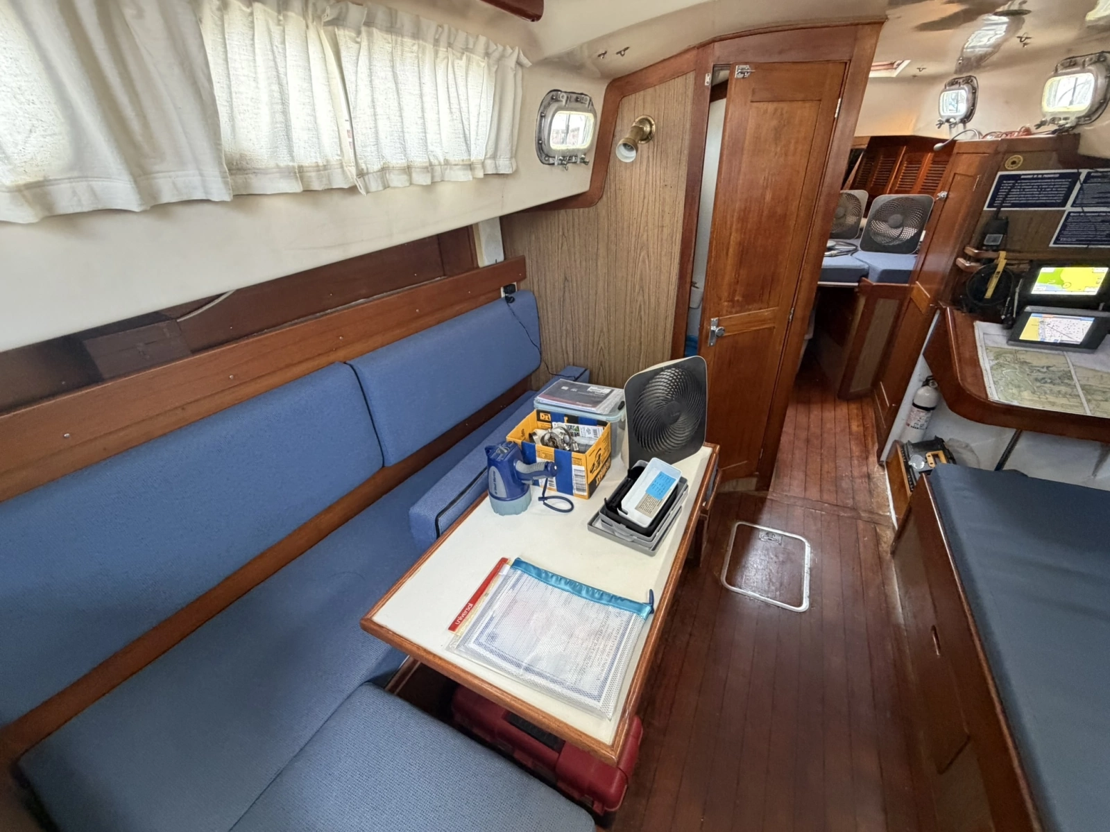 CHAMAR 33ft Allied Yacht For Sale