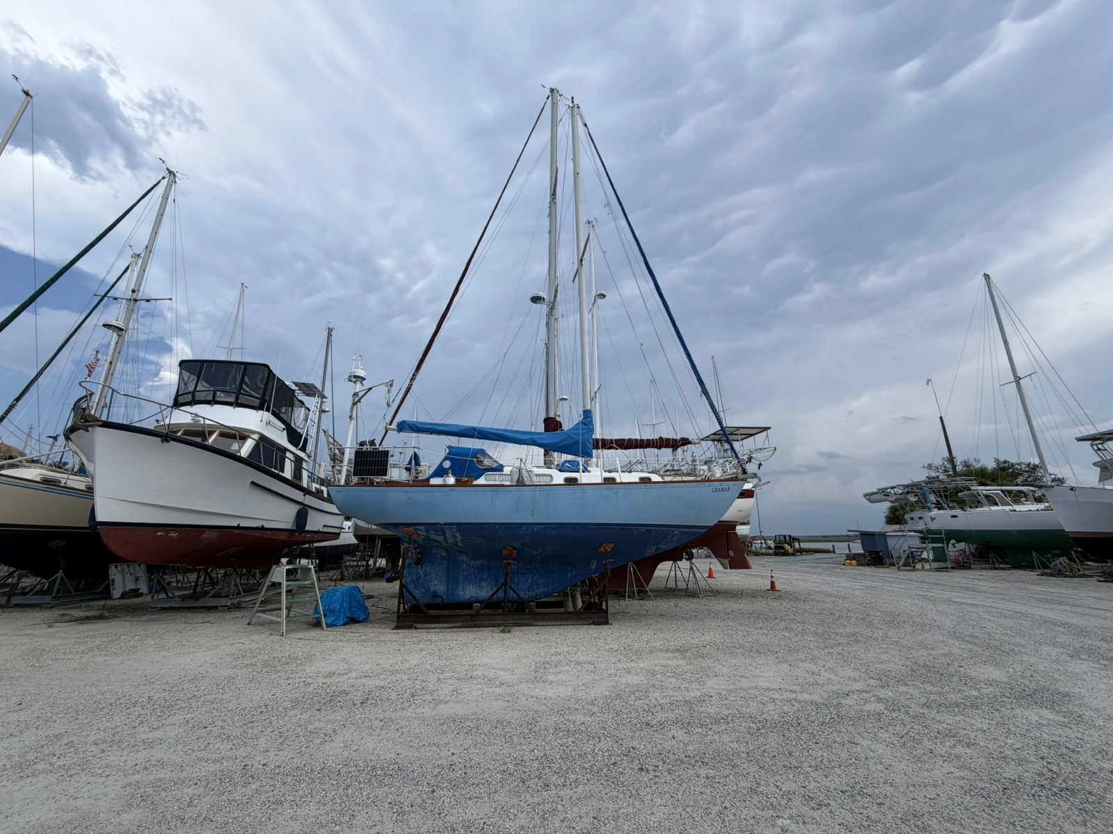 CHAMAR 33ft Allied Yacht For Sale