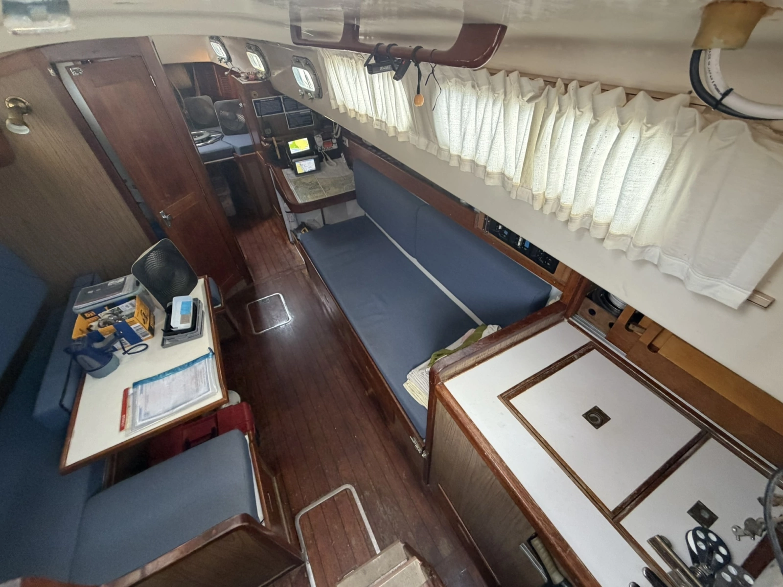 CHAMAR 33ft Allied Yacht For Sale