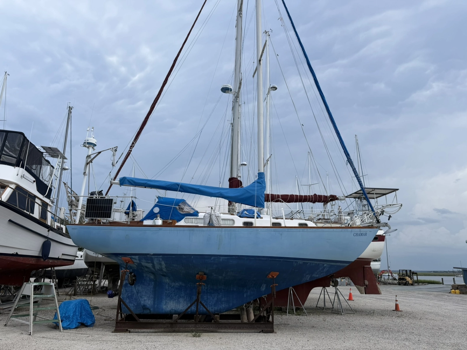 CHAMAR 33ft Allied Yacht For Sale