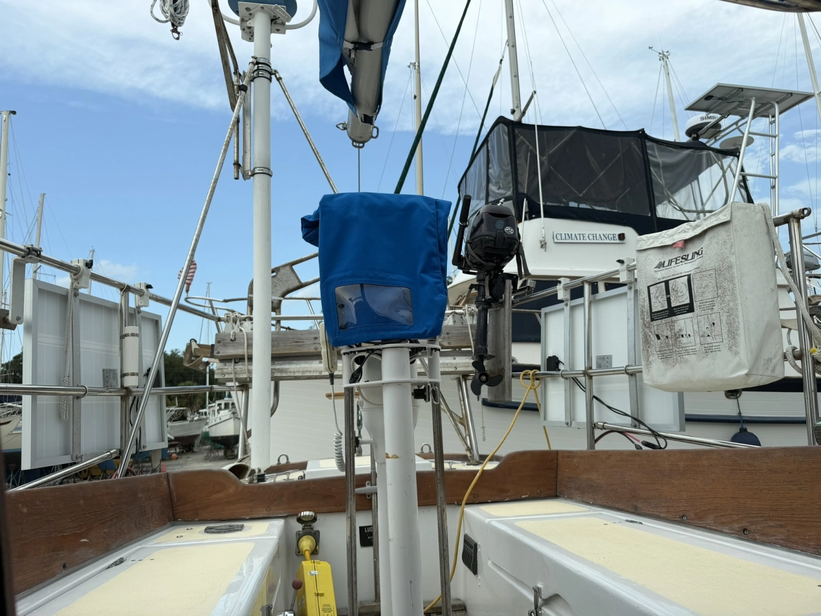 CHAMAR 33ft Allied Yacht For Sale