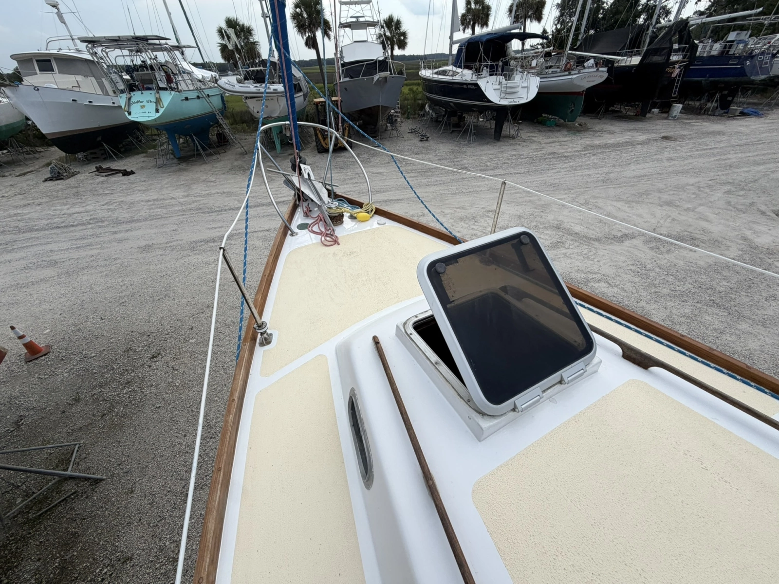 CHAMAR 33ft Allied Yacht For Sale