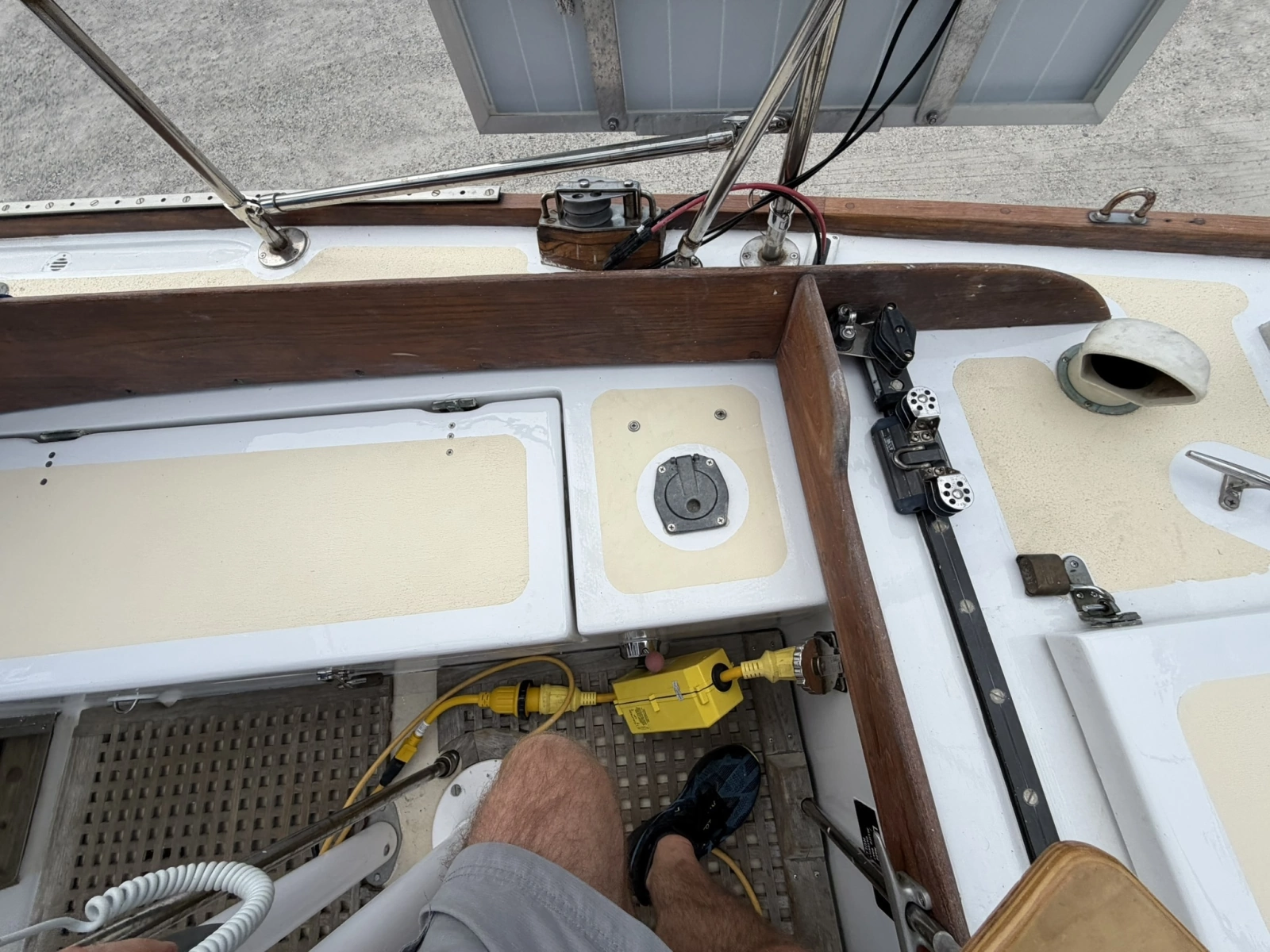 CHAMAR 33ft Allied Yacht For Sale