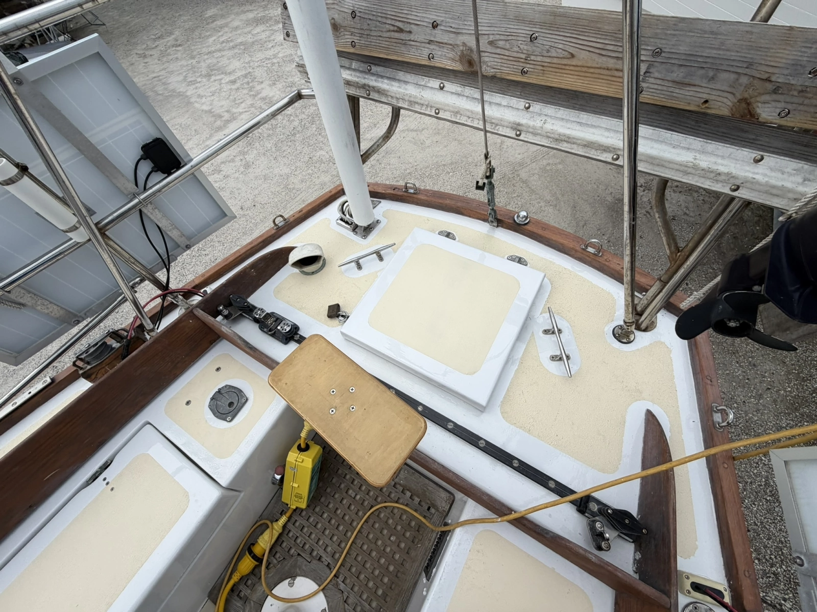 CHAMAR 33ft Allied Yacht For Sale