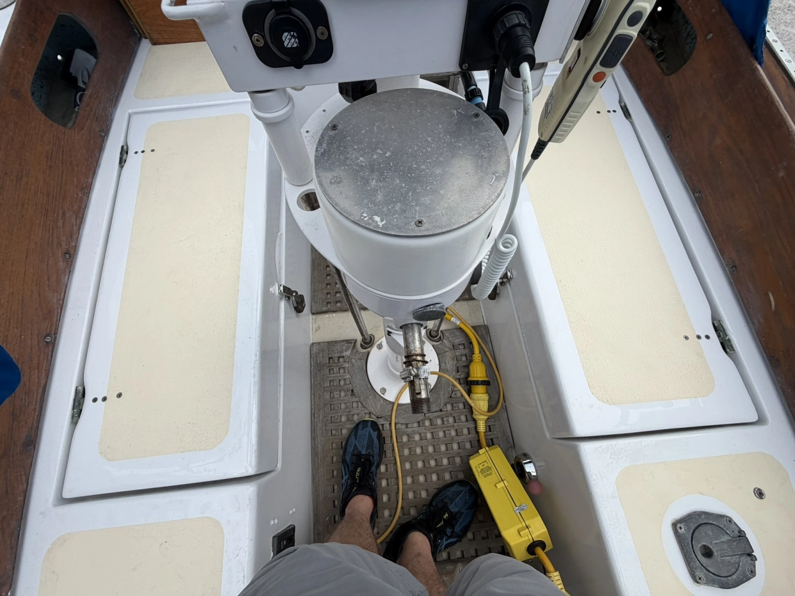 CHAMAR 33ft Allied Yacht For Sale
