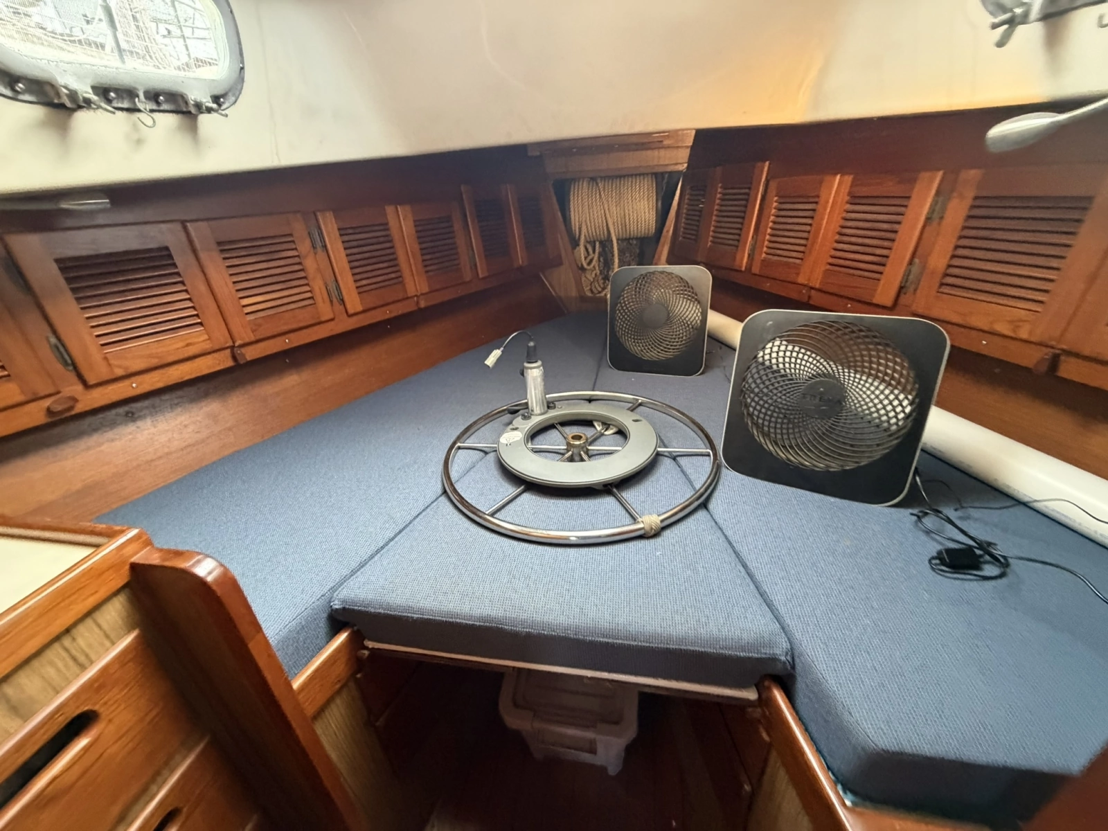 CHAMAR 33ft Allied Yacht For Sale