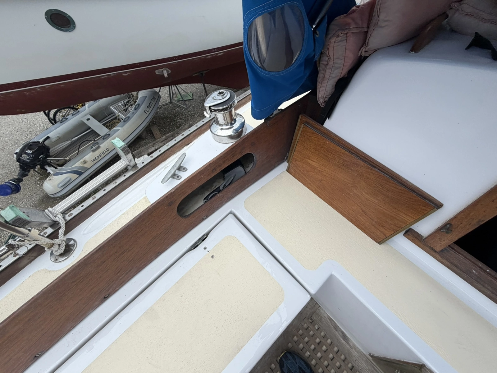 CHAMAR 33ft Allied Yacht For Sale