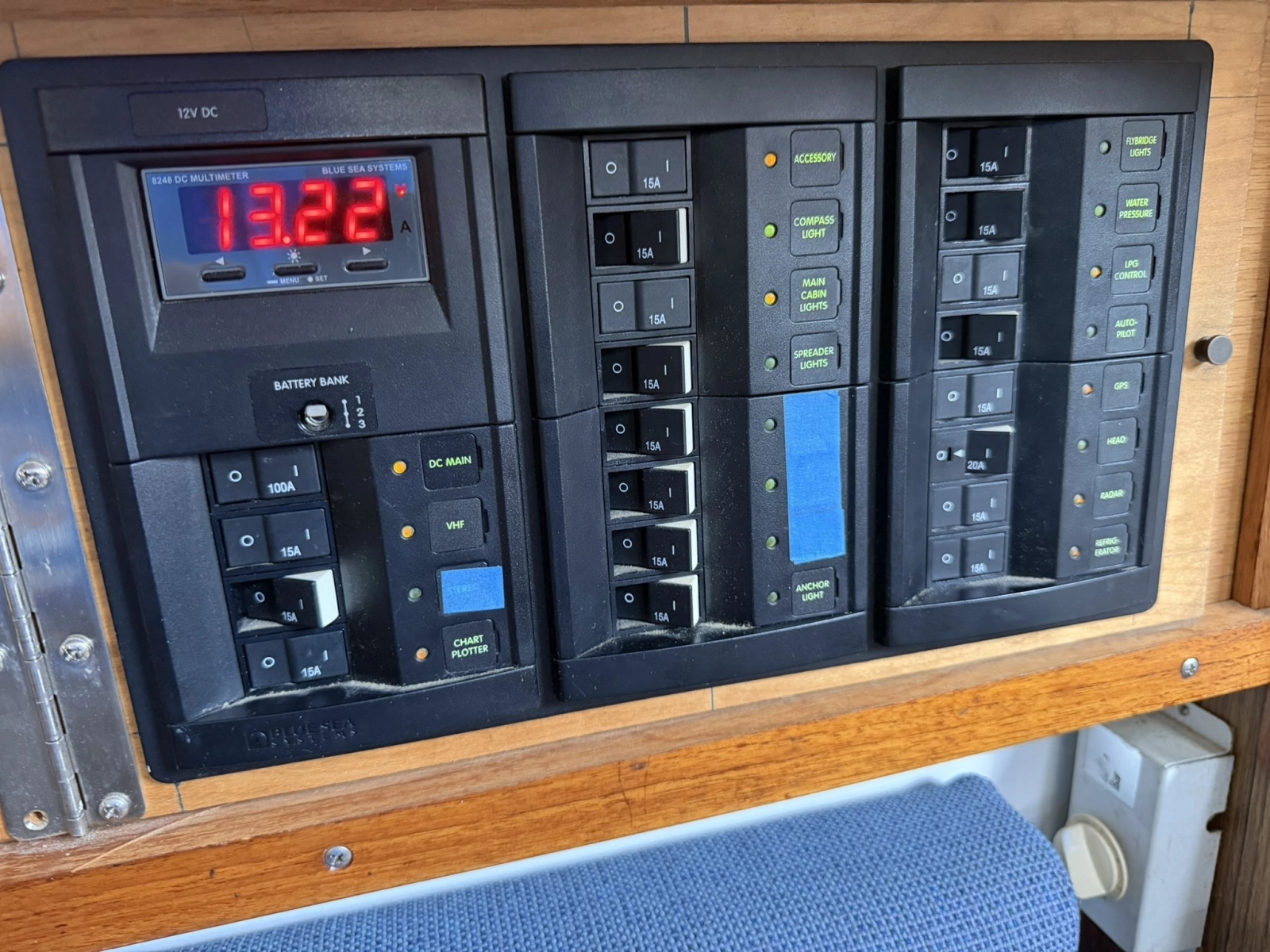 CHAMAR 33ft Allied Yacht For Sale