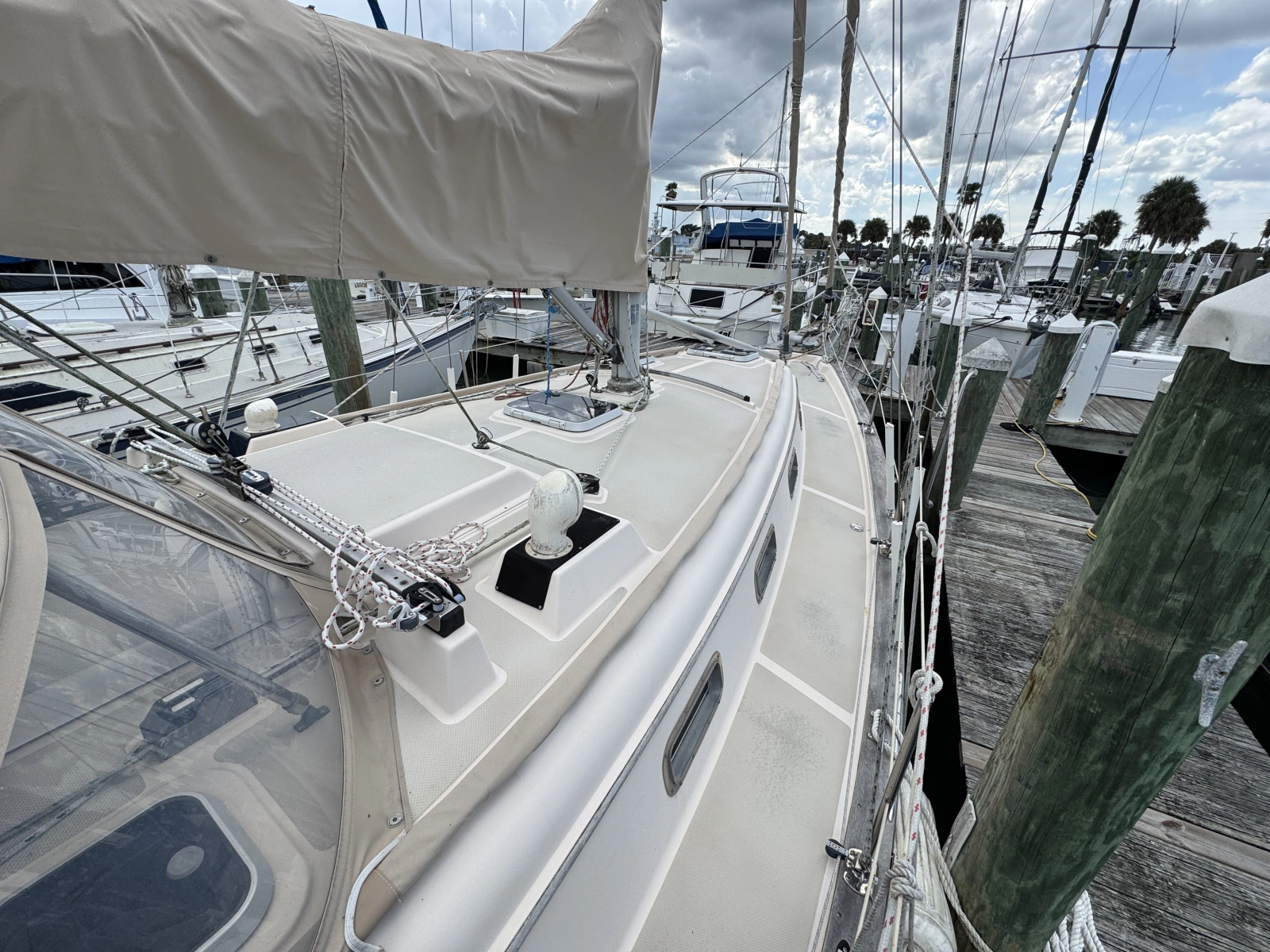 32ft Island Packet Yacht For Sale