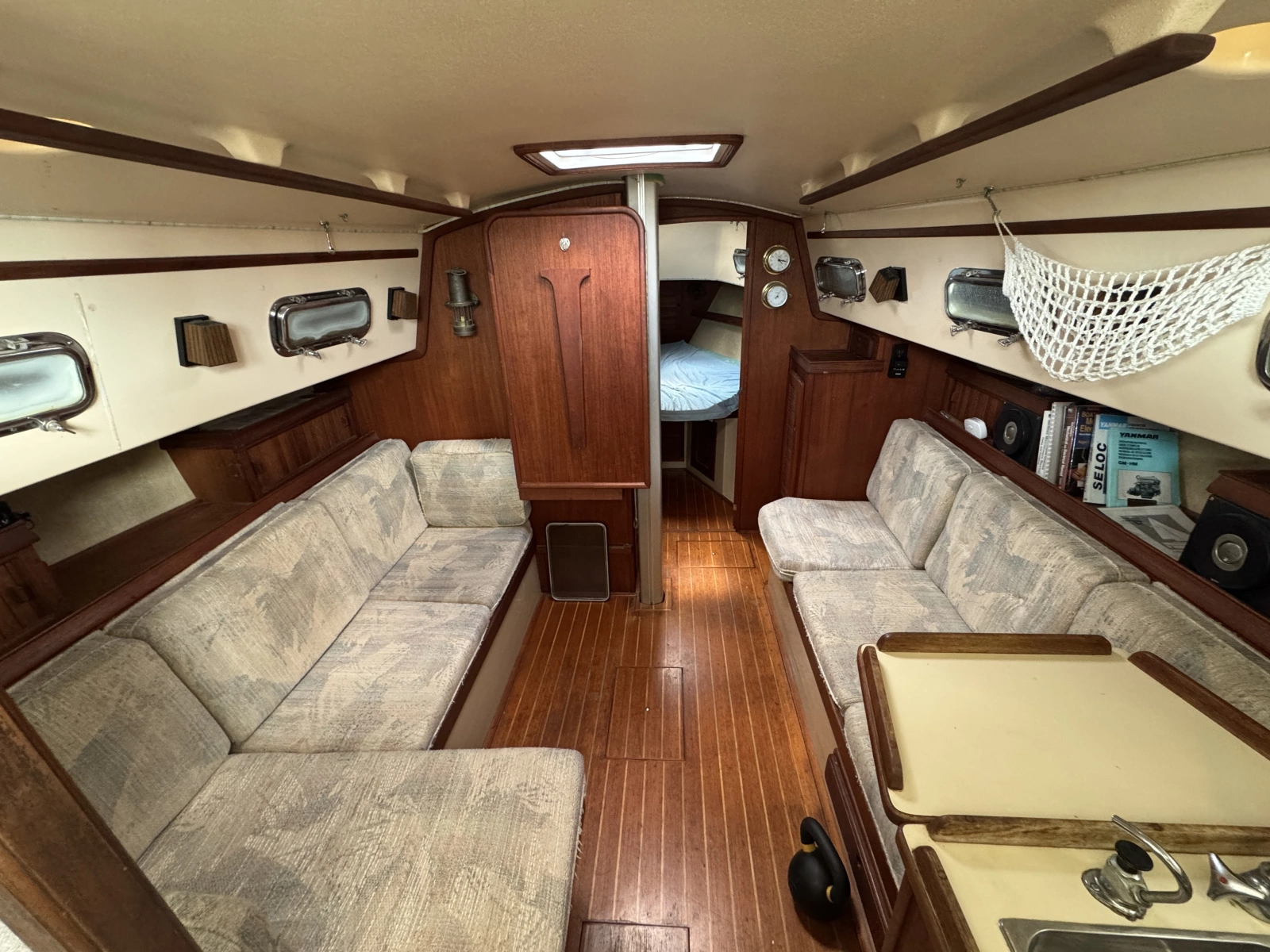 32ft Island Packet Yacht For Sale
