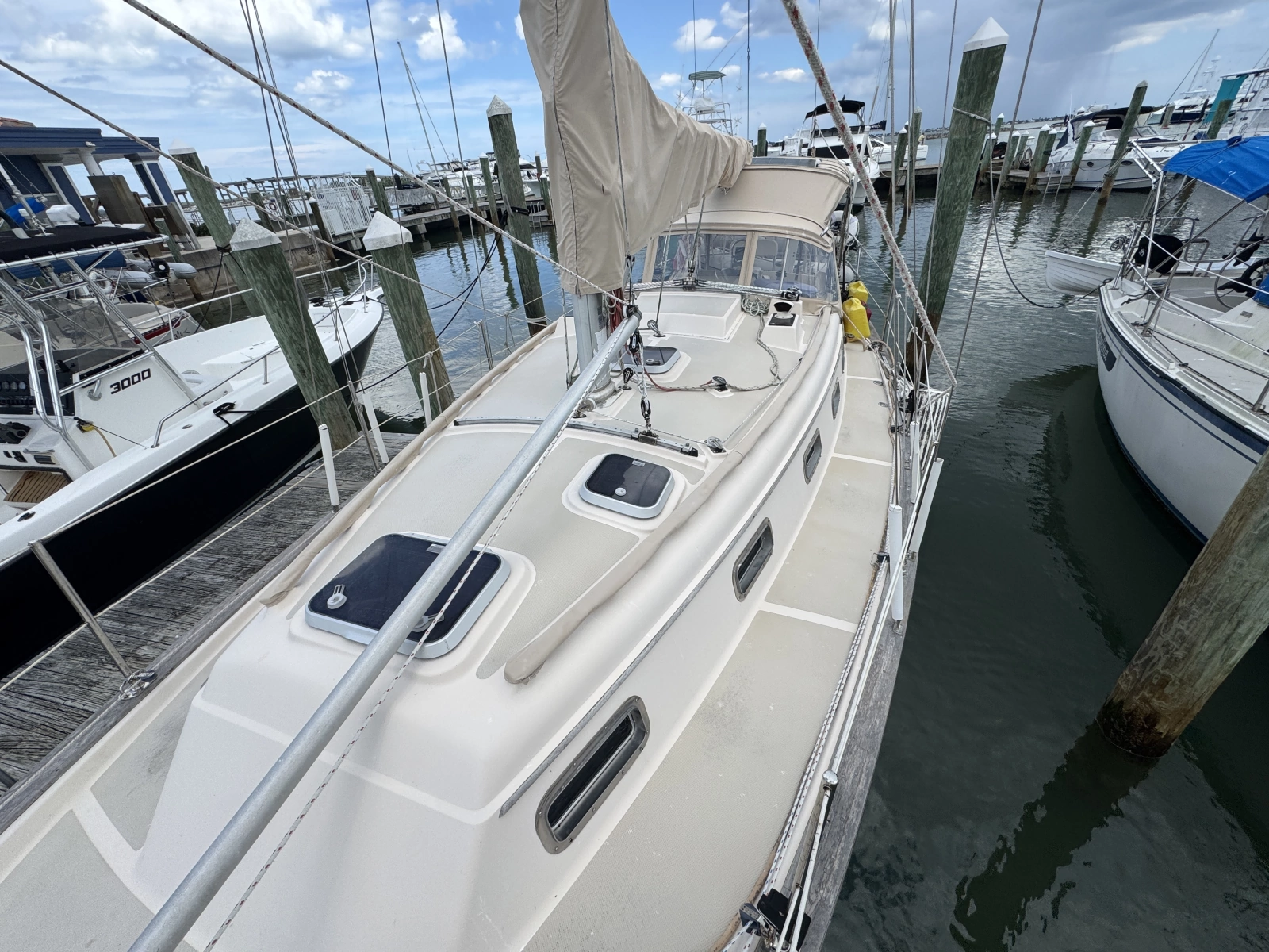 32ft Island Packet Yacht For Sale