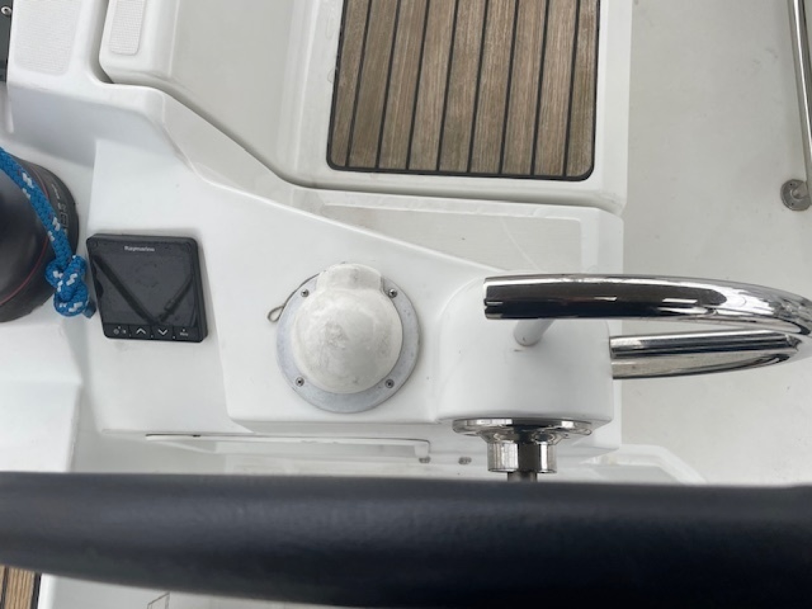2017 Jeanneau 389