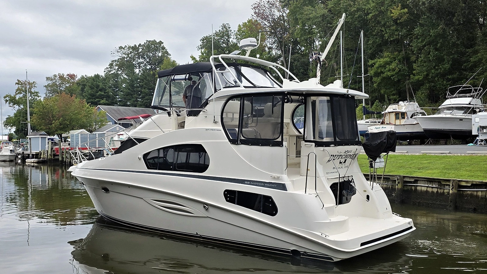 Port Stern Profile