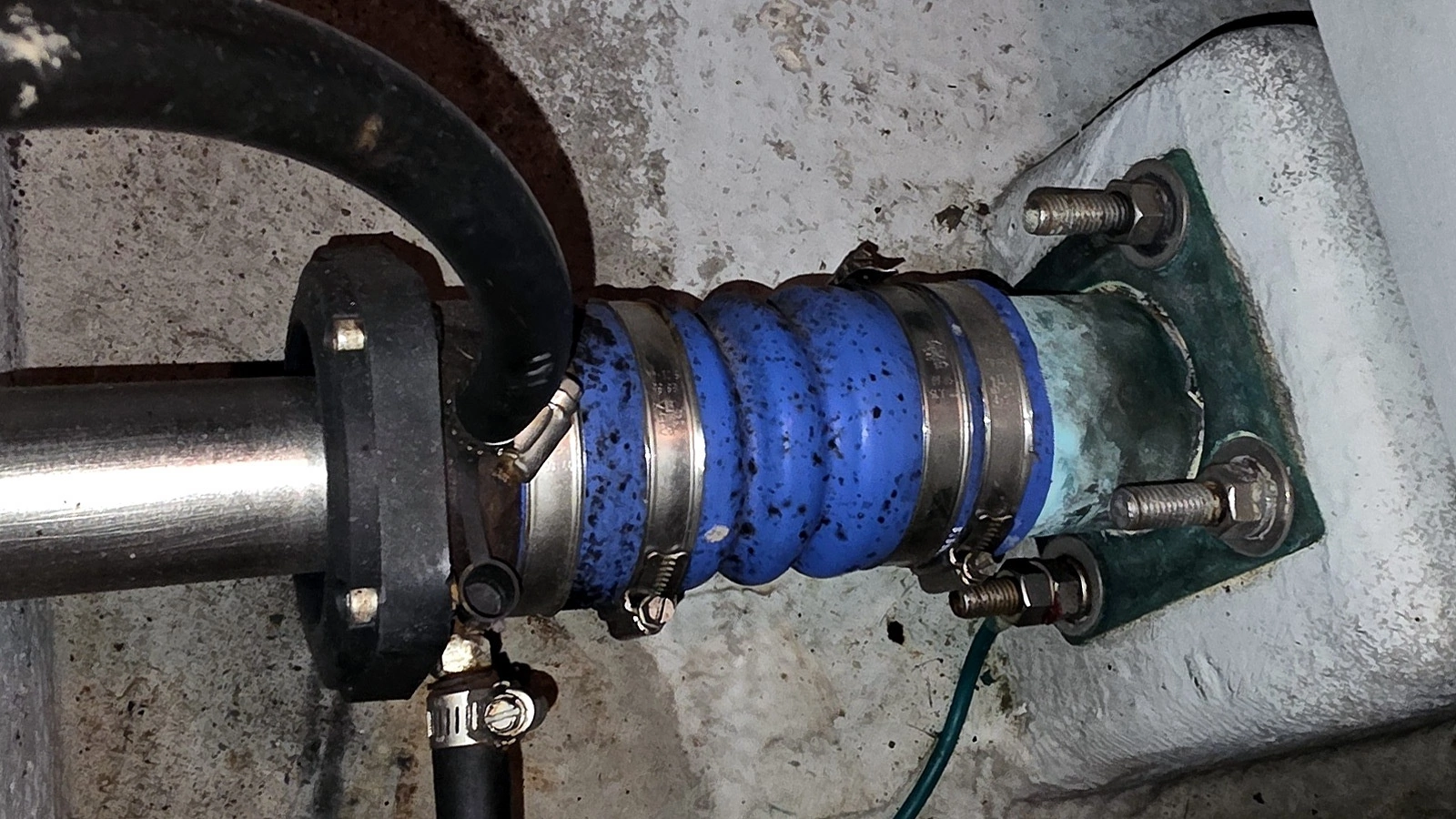 Dripless Shaft Seals