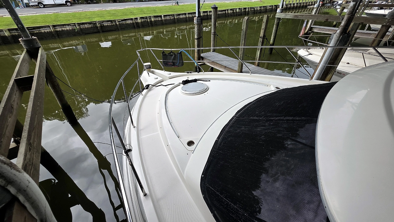 Fore Deck Starboard Forward