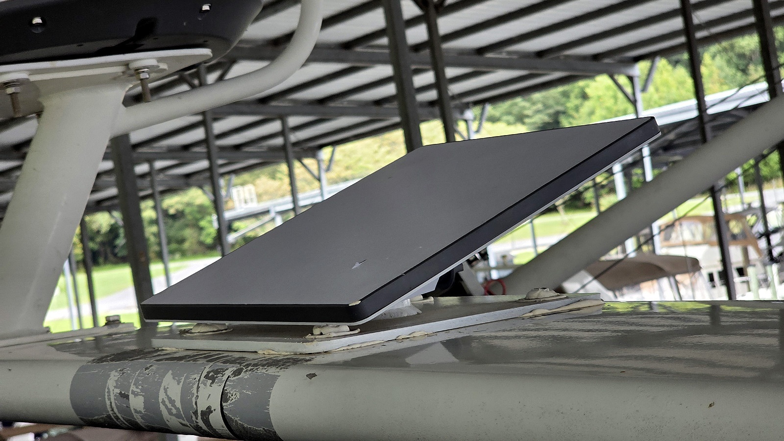 StarLink Satellite System