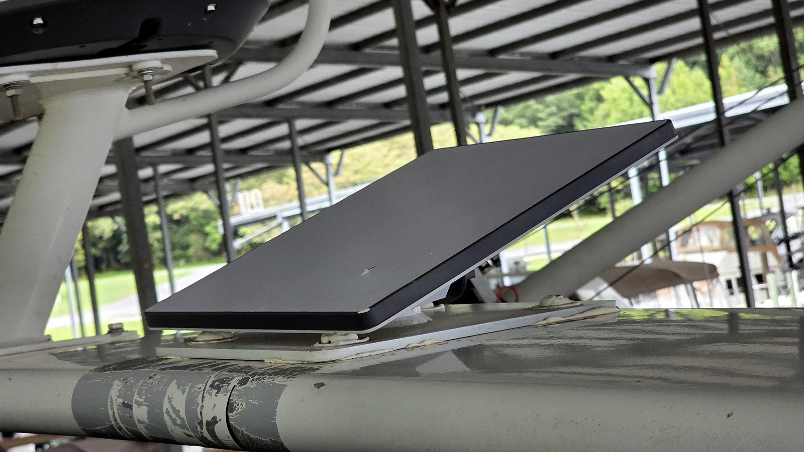 StarLink Satellite System