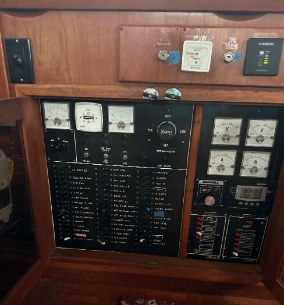 1987 DeFever 