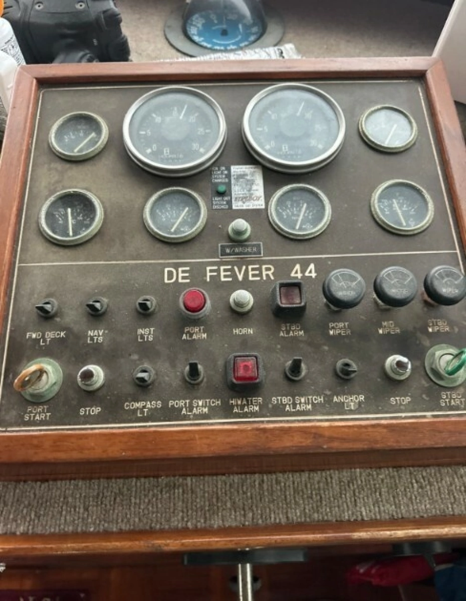 1987 DeFever 