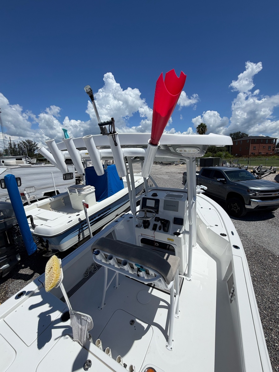 2024 Sea Pro 210 Bay