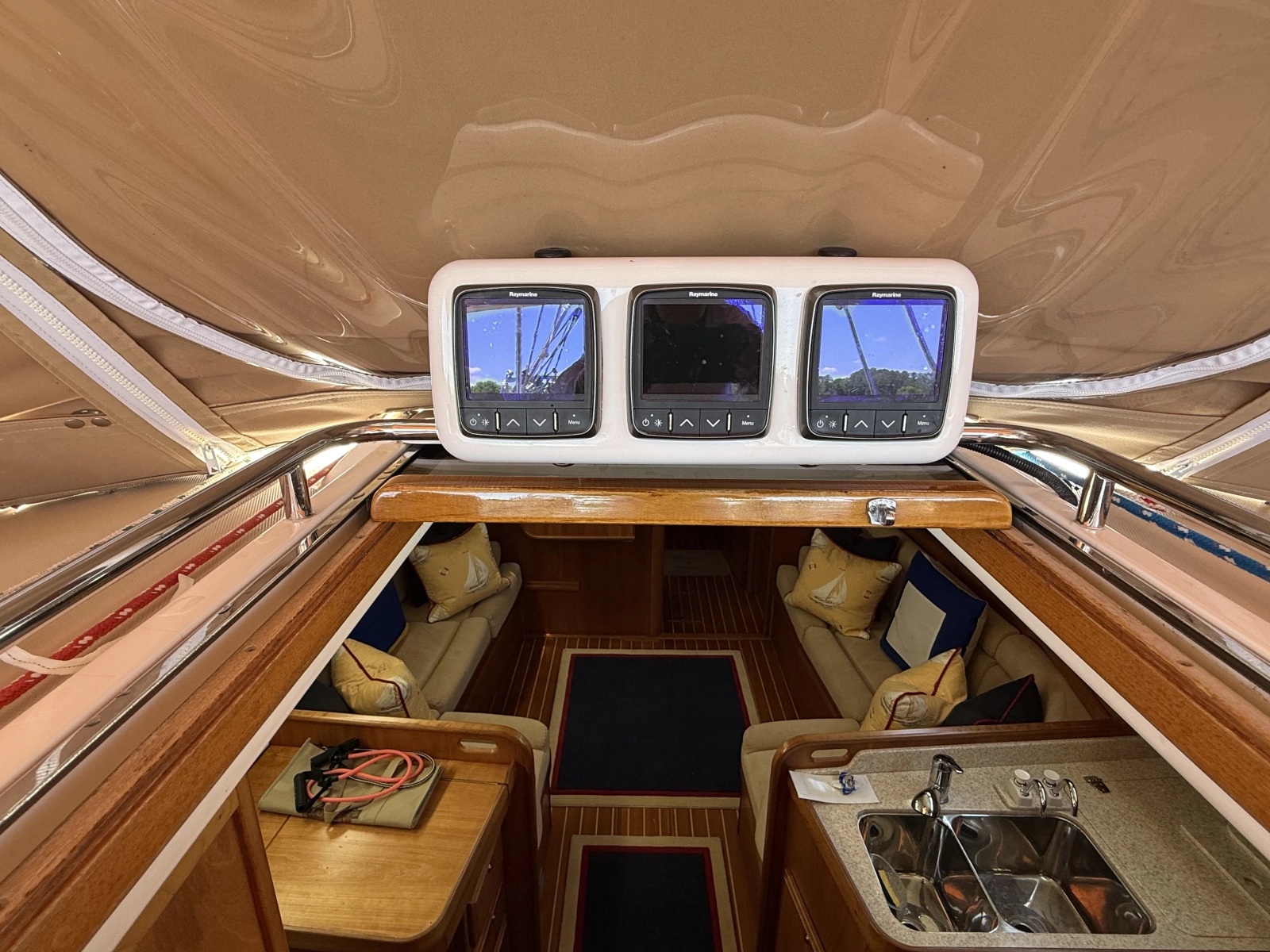 2004 Sabre 426