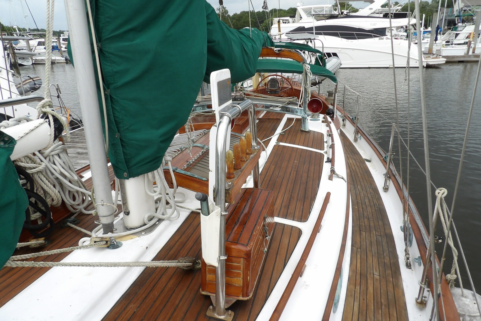 1986 Hans Christian 43 T