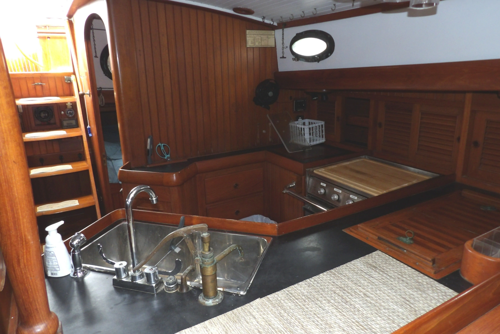 1986 Hans Christian 43 T
