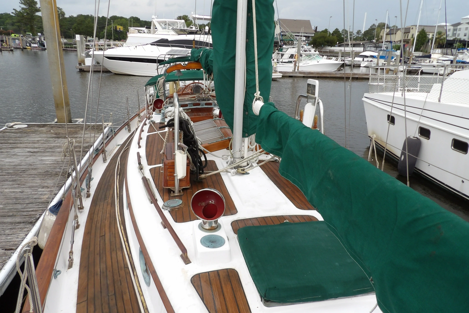 1986 Hans Christian 43 T