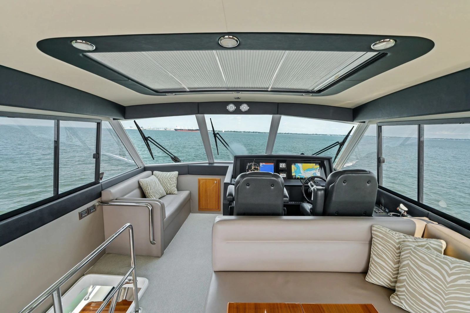 2016 Maritimo M58