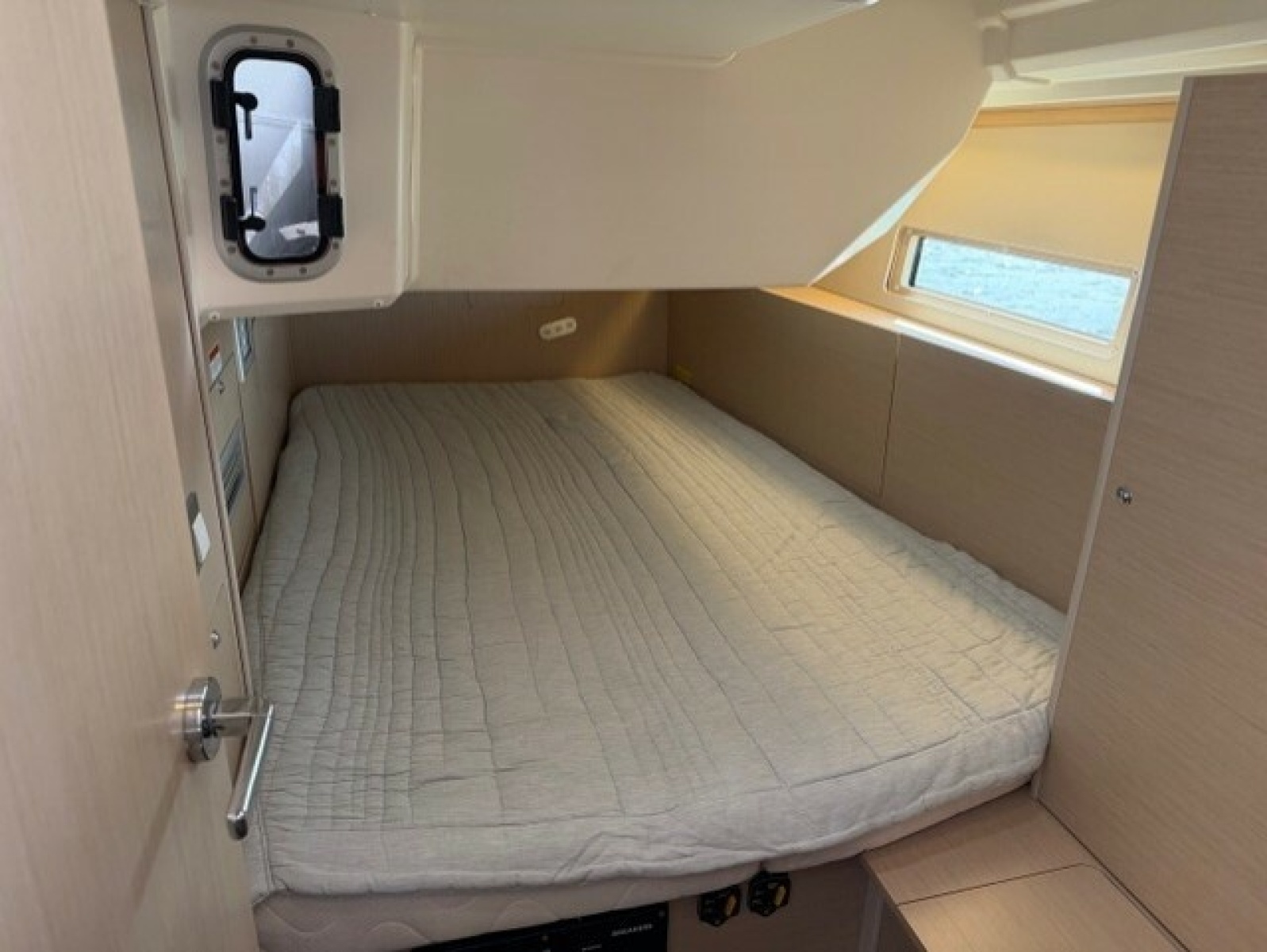 2022 Beneteau Oceanis 40.1
