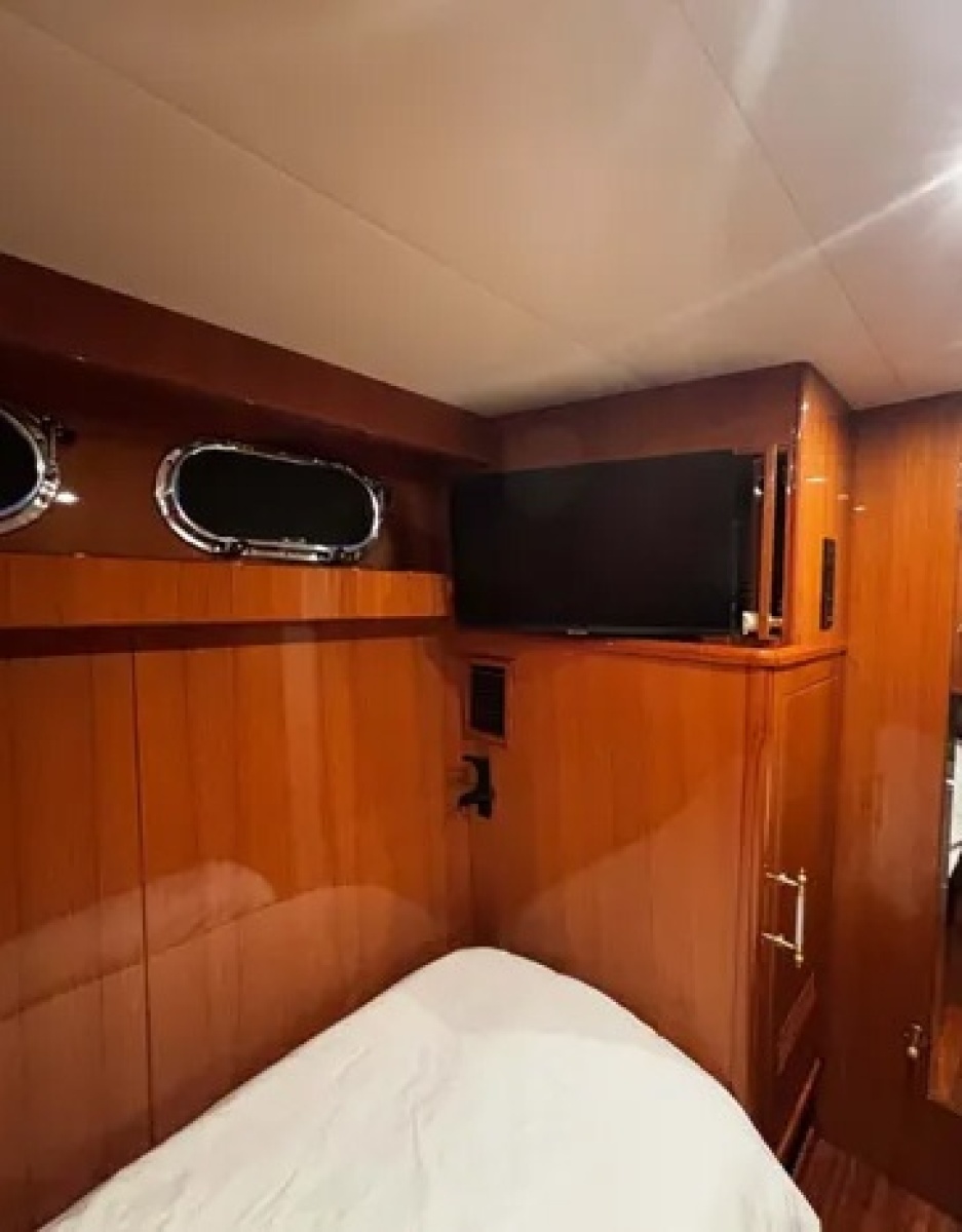 2000 Jefferson Marquessa 56 Cockpit
