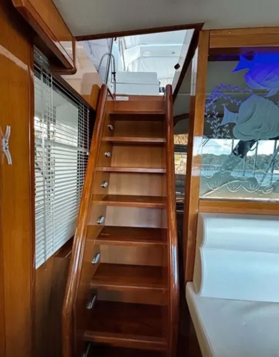 2000 Jefferson Marquessa 56 Cockpit
