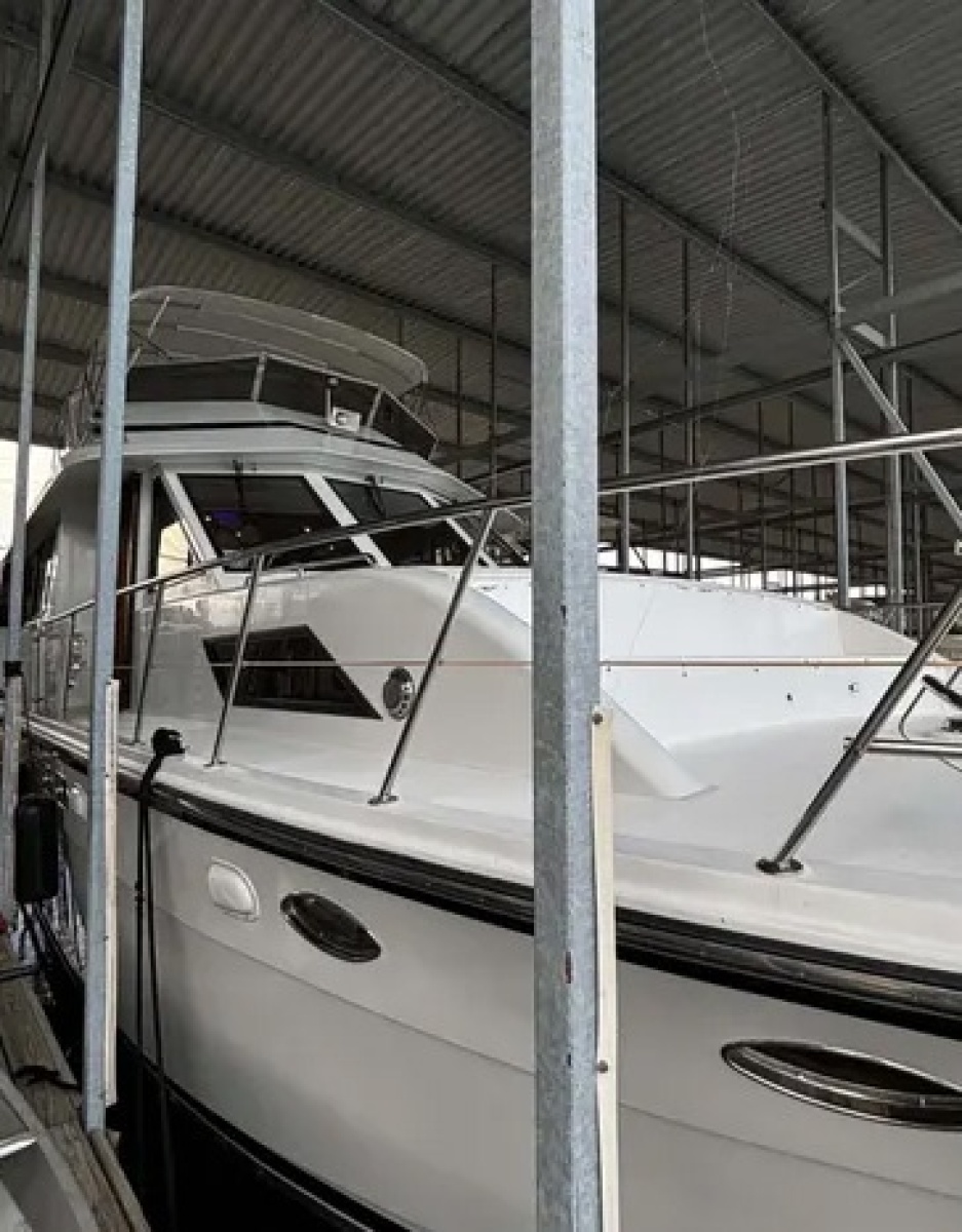 2000 Jefferson Marquessa 56 Cockpit